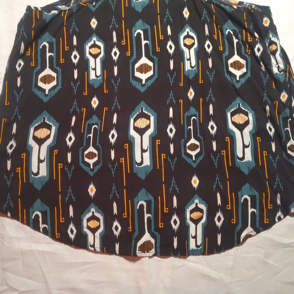 H&M Divided Tank Top Women's 8 Multicolor Geometric Round Neck Sleeveless Shirt - Picture 8 of 12